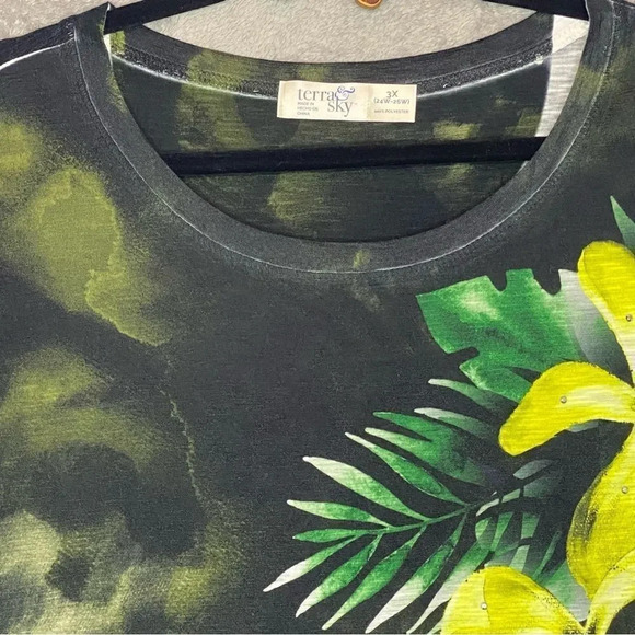 Terra & Sky 3X Top Shirt Green Yellow Floral Embellished Short Sleeve Round Neck - Picture 4 of 6